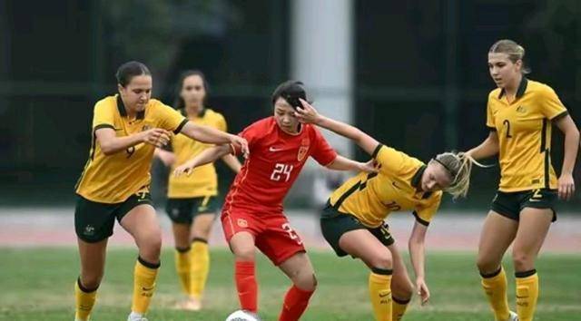 包含国内女足队员状态佳，为比赛做好各项准备的词条