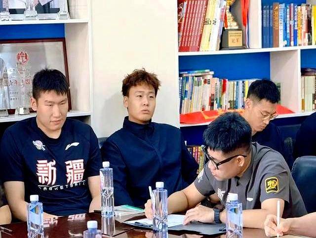 新疆夺冠拼图成型？北京挑战来袭，许利民再遇考验(杜锋迎夺冠拼图)