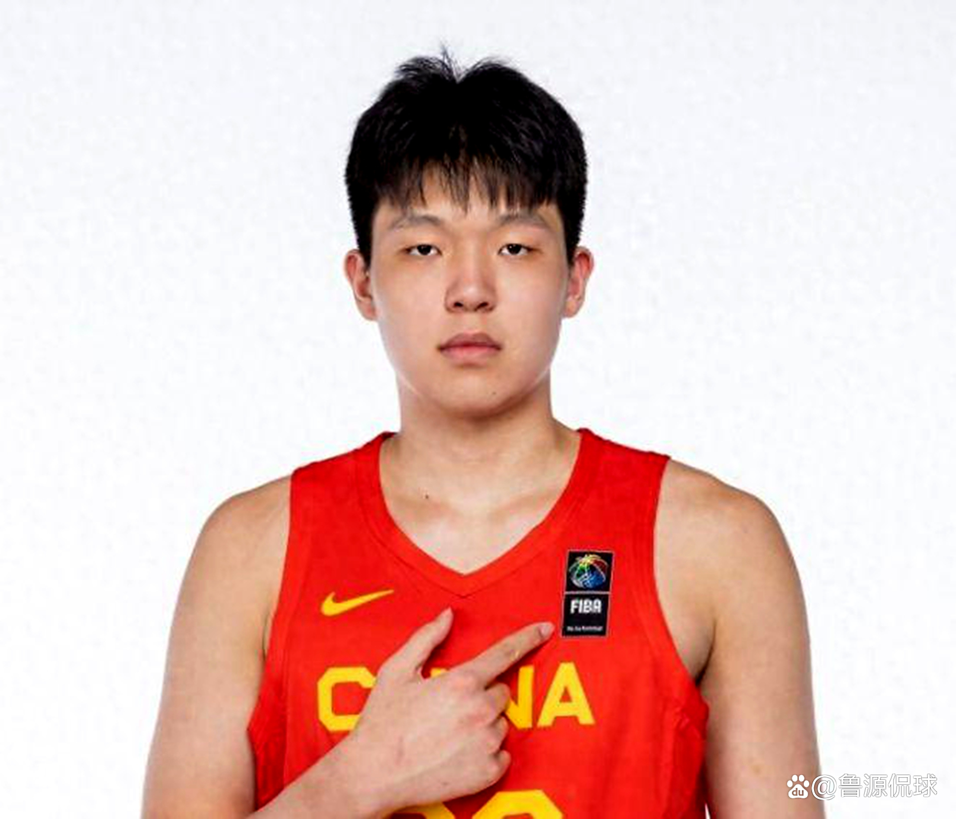 杨瀚森给所有人留下深刻印象他会是开拓者长期计划(2006年杨翰)