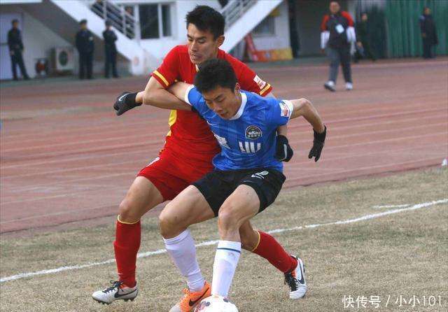 离别之际，33岁国安国脚李磊泪洒工体，或将回归河南队(国安球员李磊17年被警察带走)