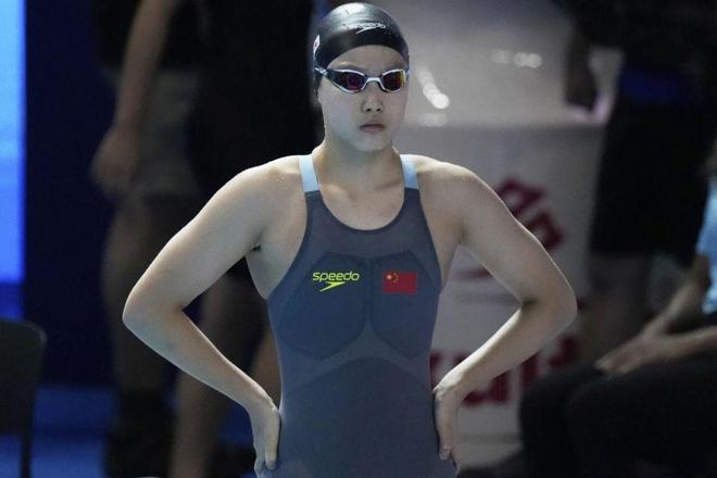 世锦赛女子200蝶:于子迪游出2分07秒95压线入围决赛(世锦赛女子200米蝶泳)