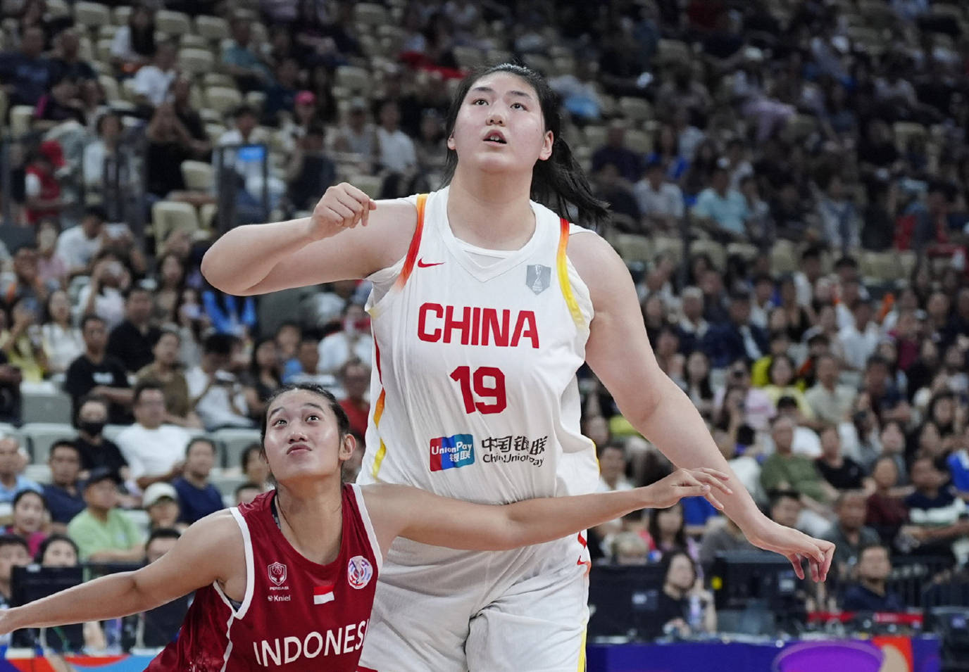 关于无解！张子宇8中8狂砍18分“双塔”组合登场奠定胜局的信息