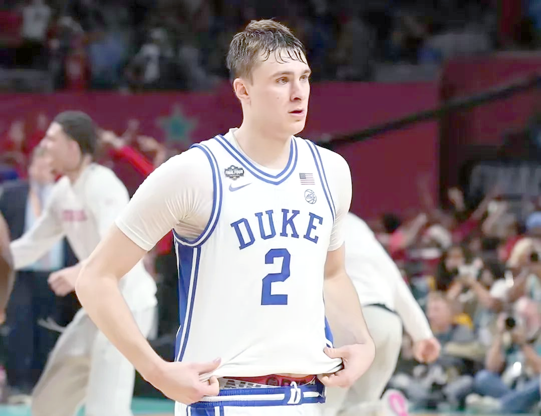 ESPN更新最新模拟选秀：杨瀚森于次轮33顺位被黄蜂选中(杨瀚森选秀顺位专家评价)